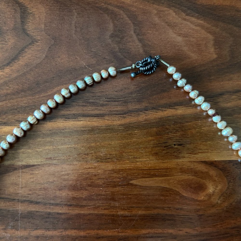 Vintage Shell and Pearl Necklace and Bracelet - Picture 3 of 7
